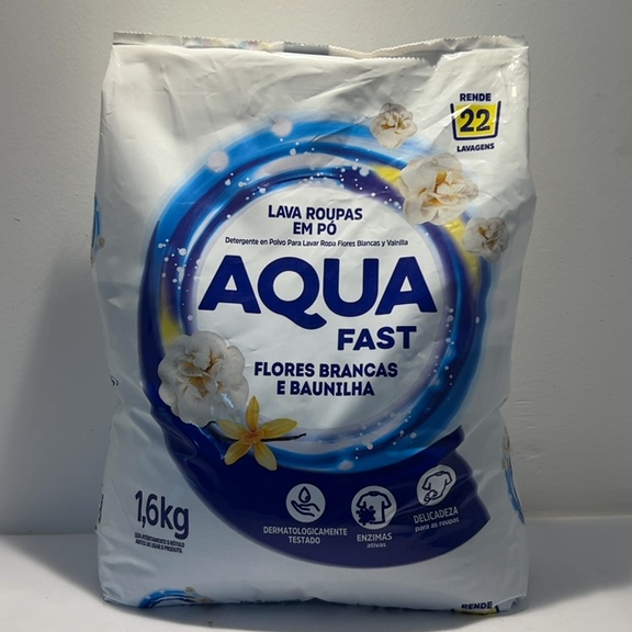 LAVA ROUPAS EM PÓ FLORES BRANCAS E BAUNILHA AQUA FAST 1.6KG